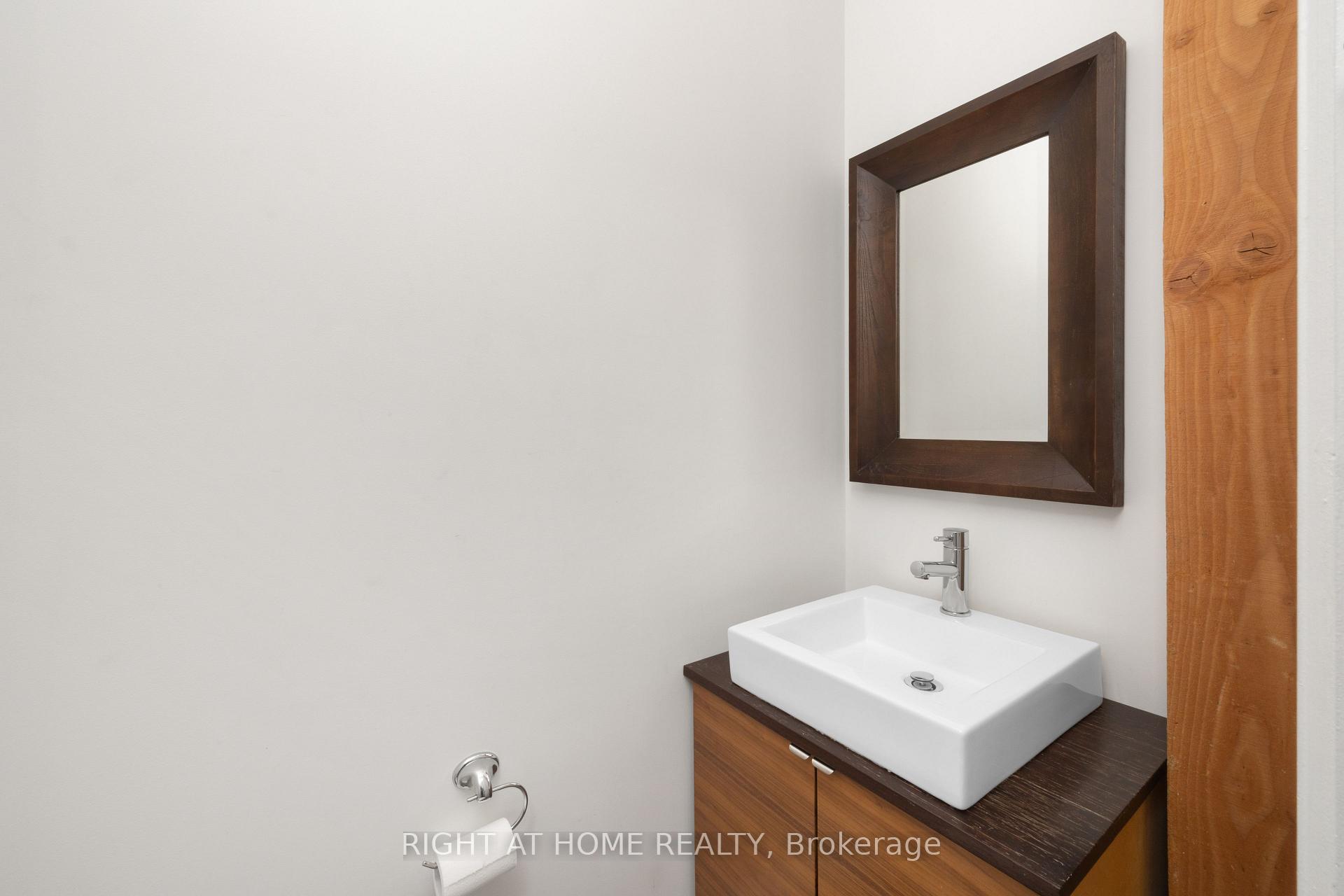 Photo 10 of 83 Major Street, Toronto, University — HOMEH