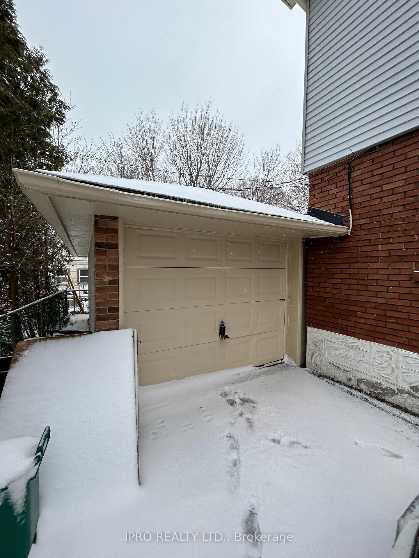 Photo 28 of Unit Unit 2, 152 Weber Street E, Kitchener — HOMEH