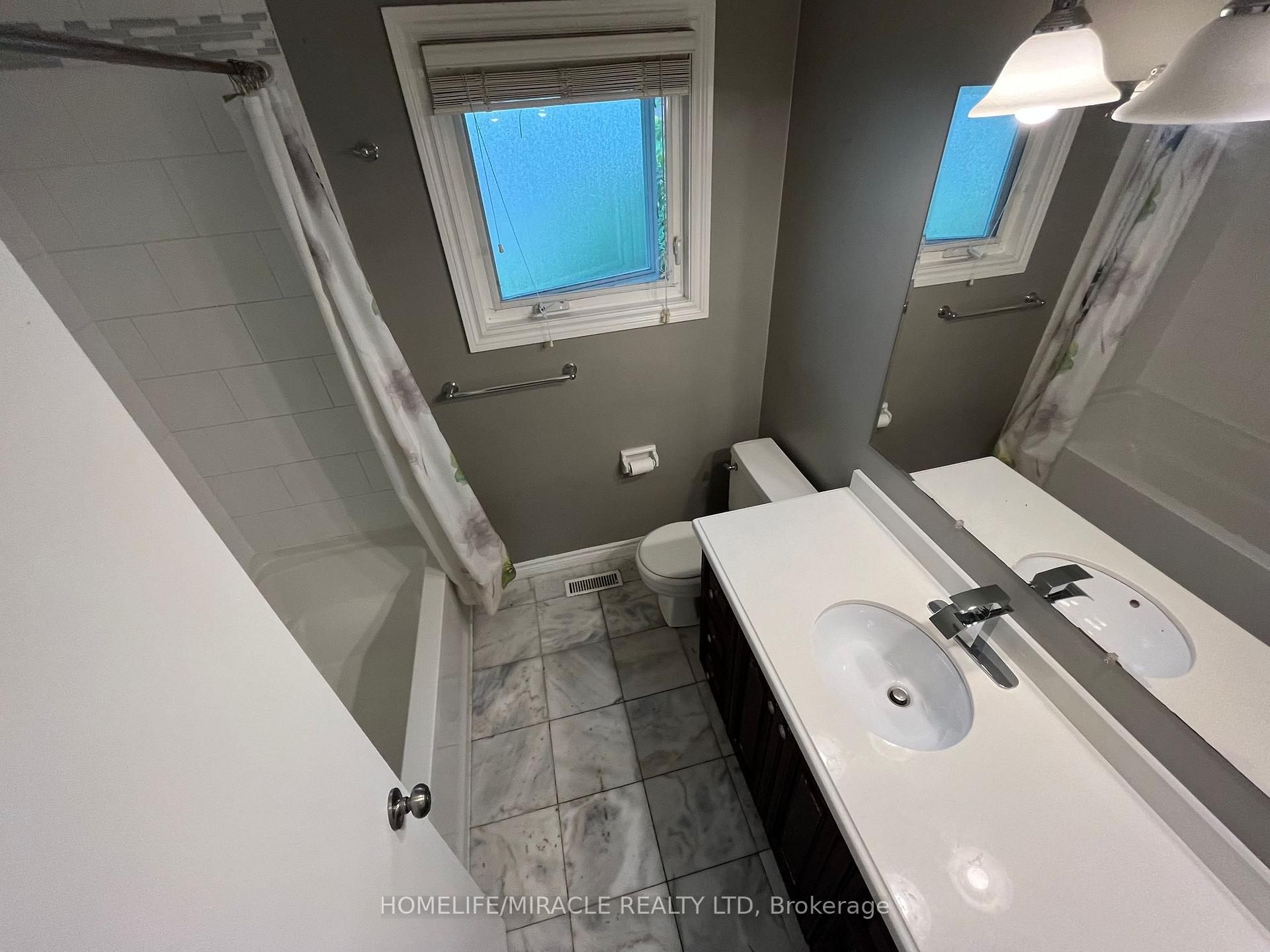 Photo 8 of 26 Caldwell Crescent, Brampton, Brampton East — HOMEH