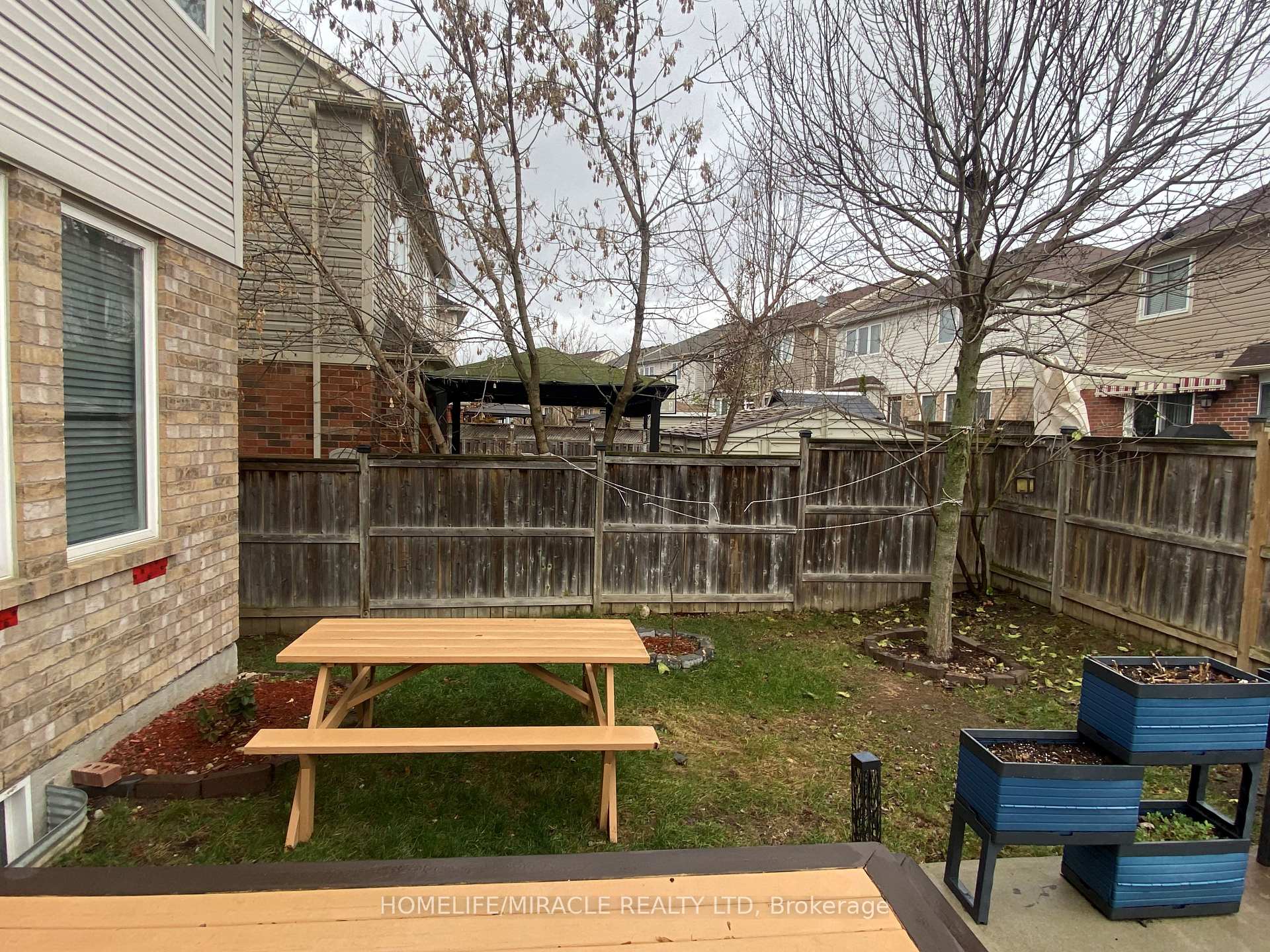 Photo 15 of 104 Silverthorne Drive, Cambridge, Silver Heights — HOMEH
