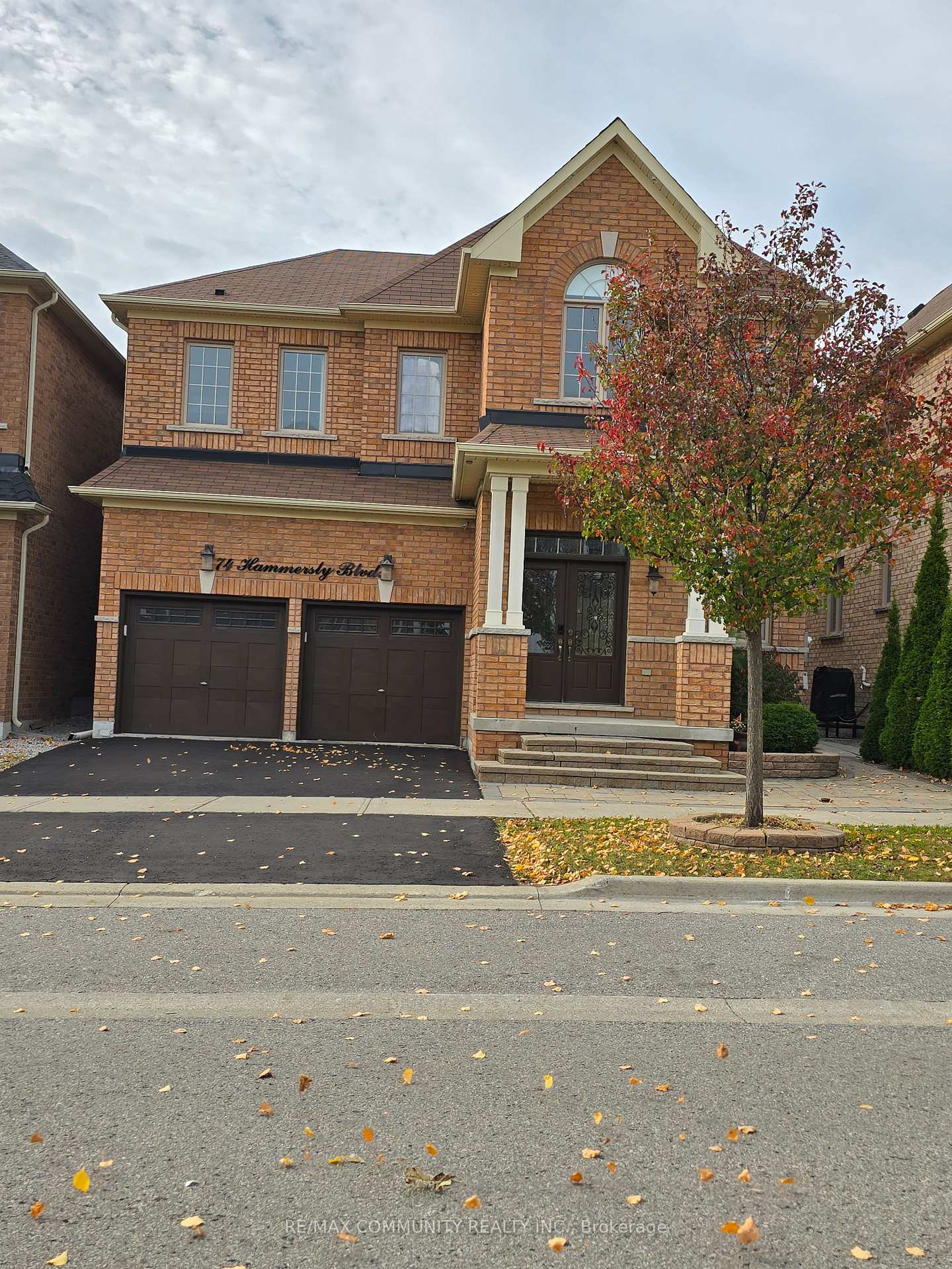 Photo 3 of Unit Main, 74 Hammersly Boulevard, Markham, Wismer — HOMEH