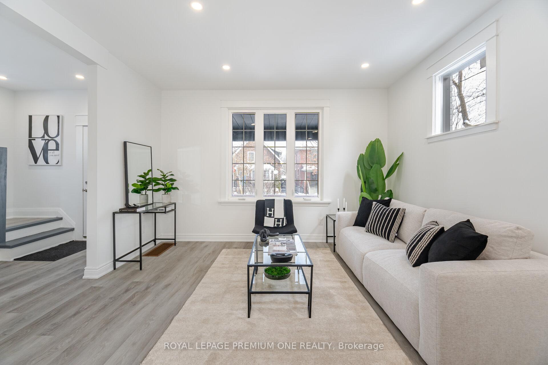 Photo 15 of 71 Mill Street S, Brampton, Downtown Brampton — HOMEH