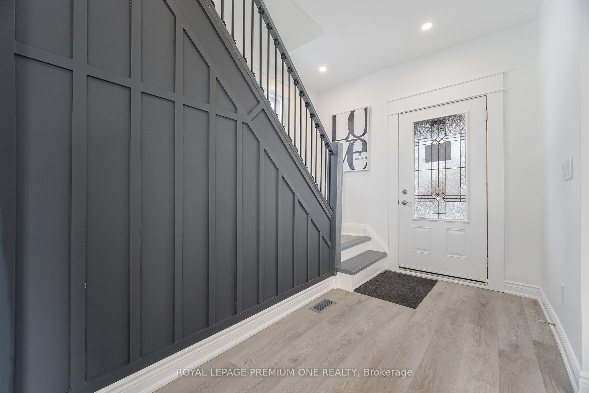 Photo 18 of 71 Mill Street S, Brampton, Downtown Brampton — HOMEH