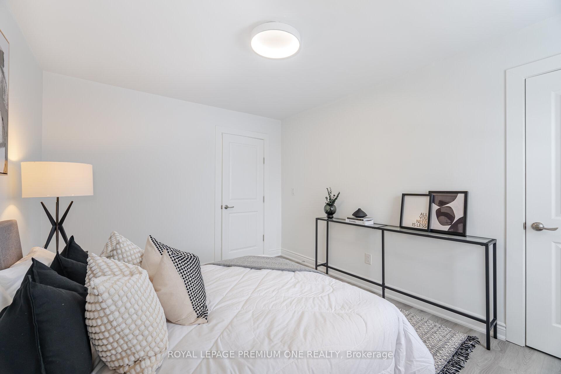 Photo 34 of 71 Mill Street S, Brampton, Downtown Brampton — HOMEH