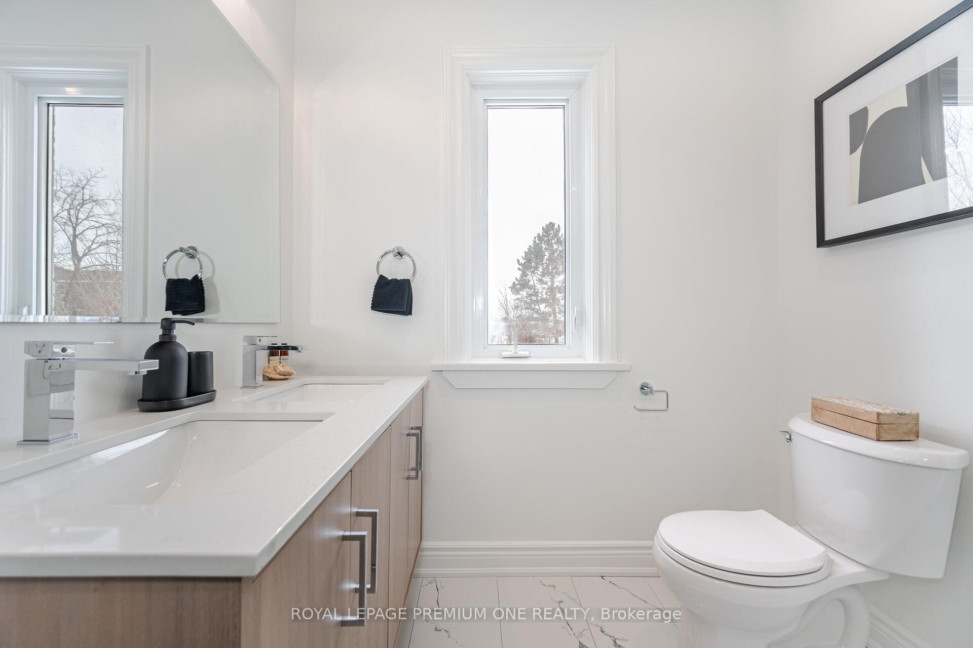 Photo 33 of 71 Mill Street S, Brampton, Downtown Brampton — HOMEH