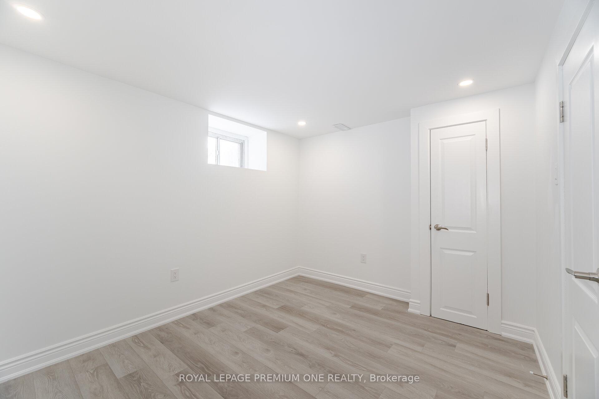 Photo 35 of 71 Mill Street S, Brampton, Downtown Brampton — HOMEH