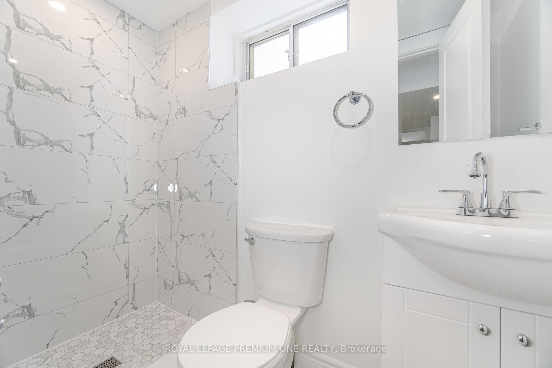 Photo 41 of 71 Mill Street S, Brampton, Downtown Brampton — HOMEH