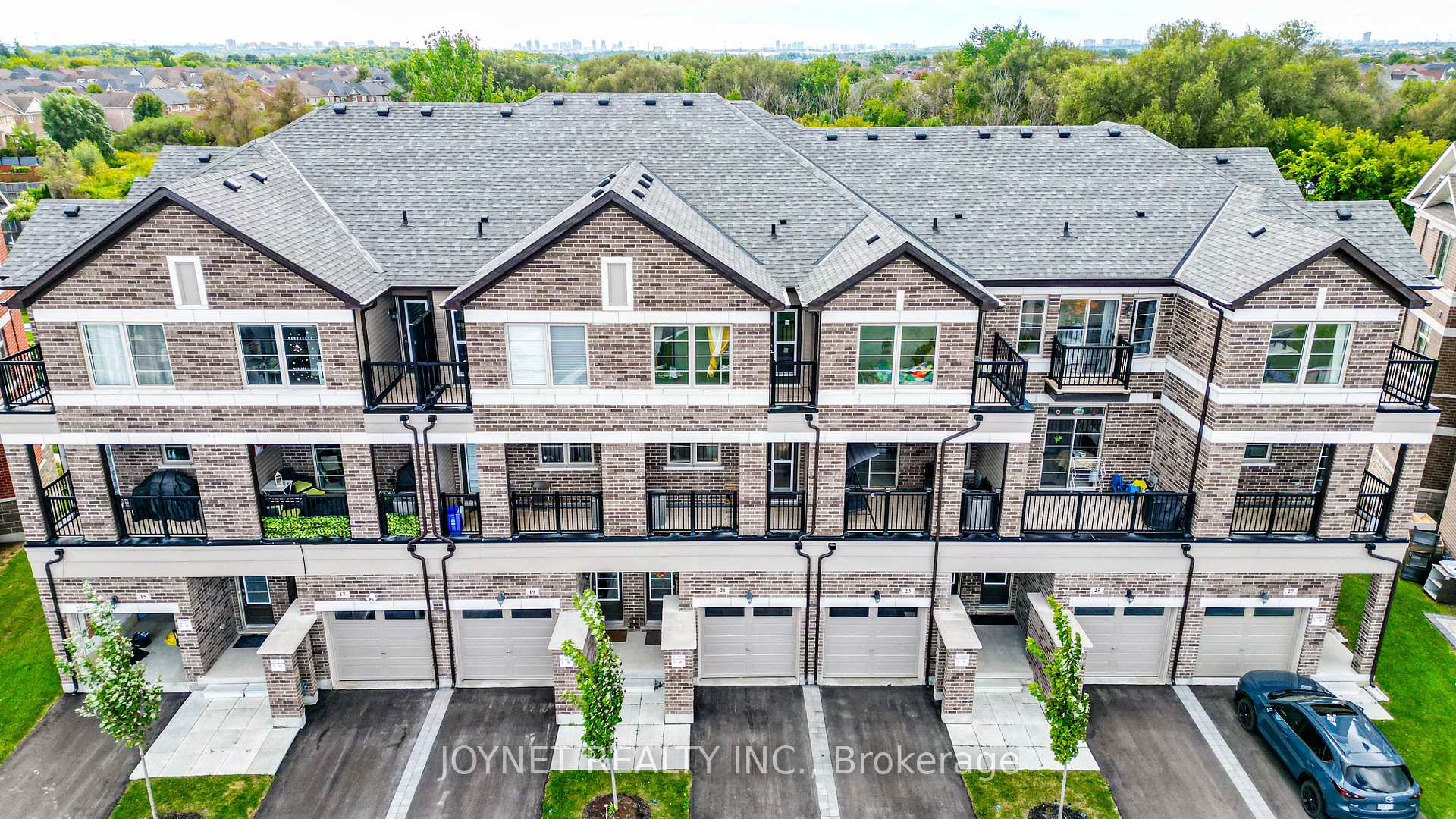 Photo 1 of 21 Saigen Lane, Markham, Cedar Grove — HOMEH
