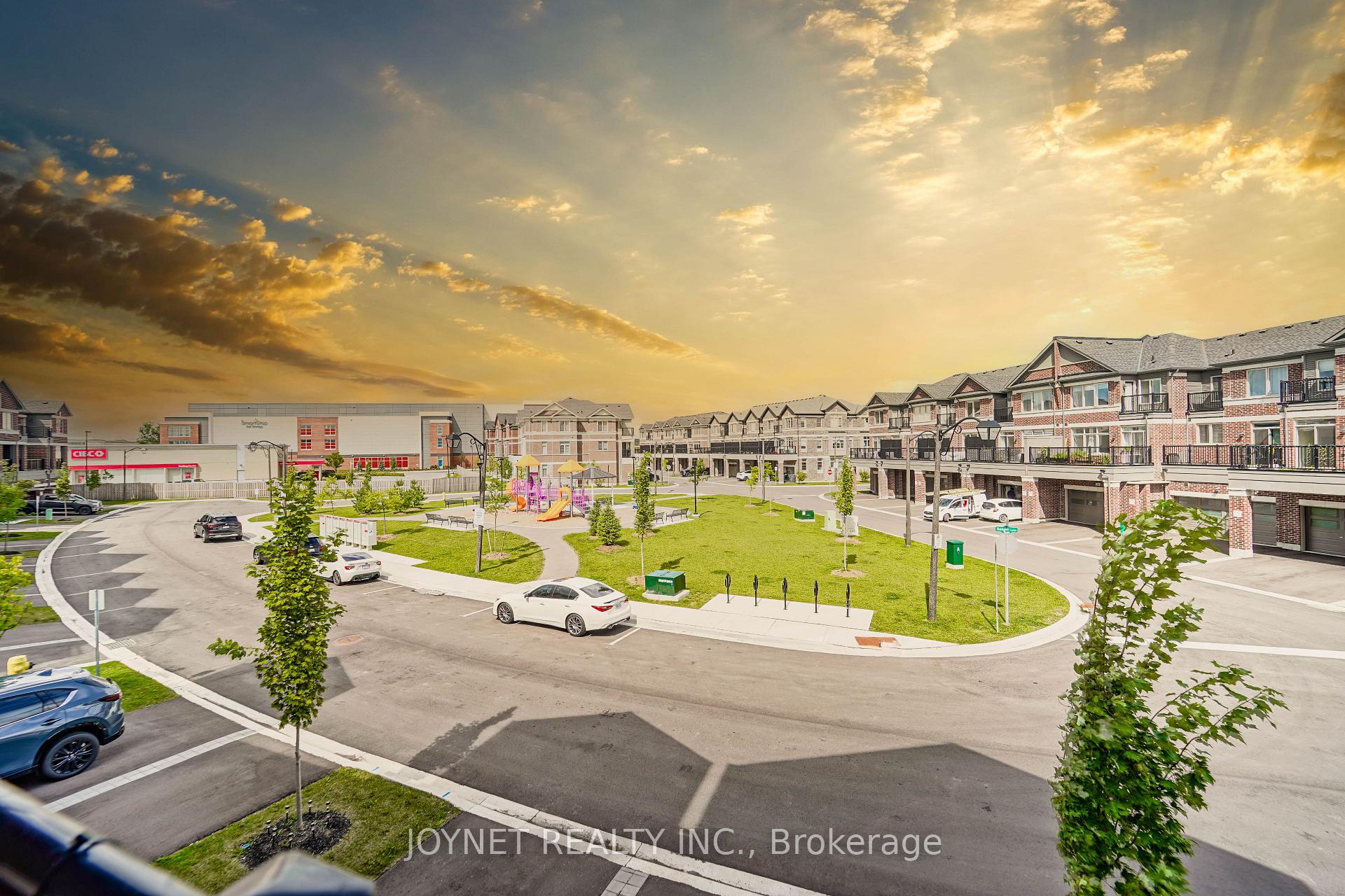 Photo 6 of 21 Saigen Lane, Markham, Cedar Grove — HOMEH