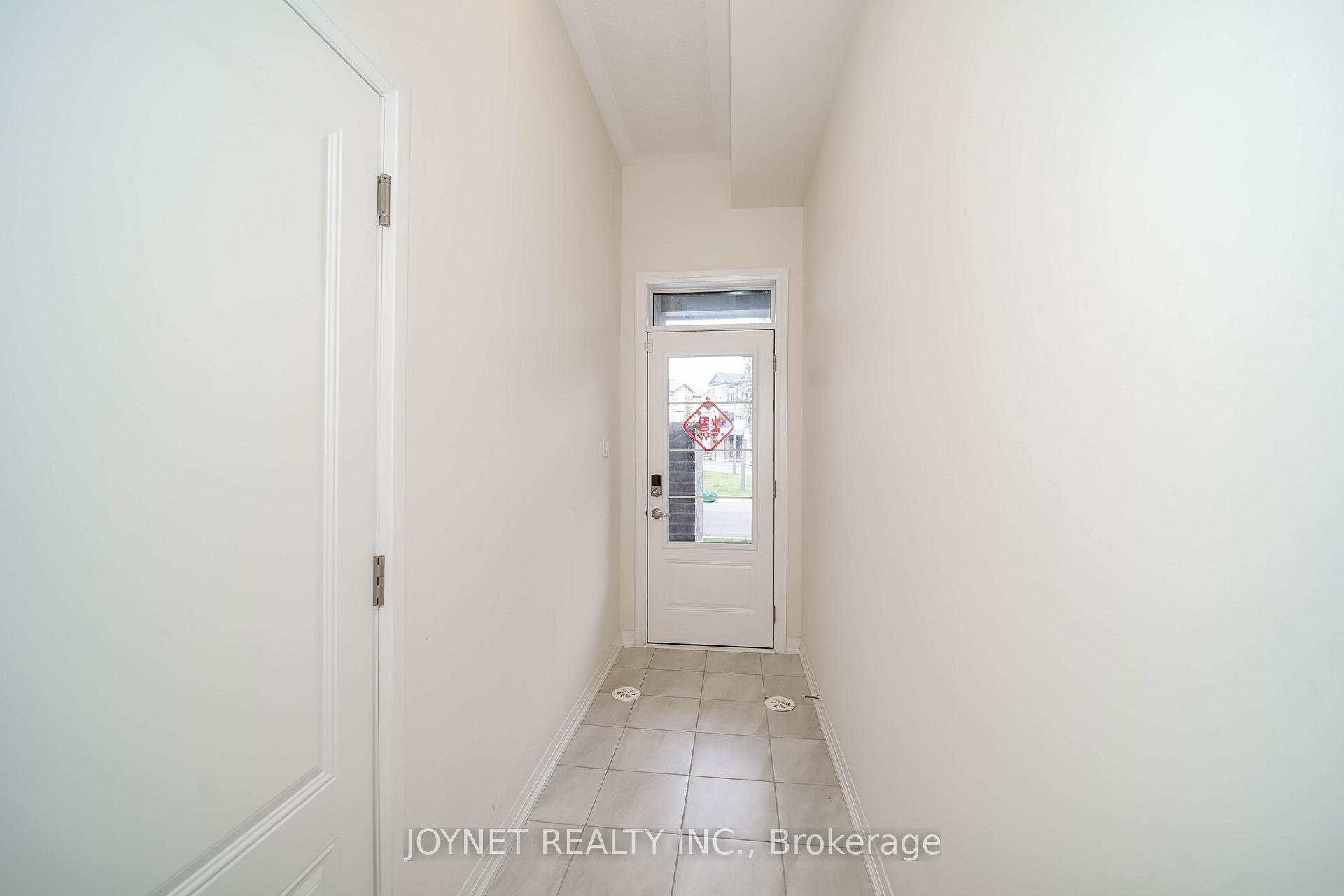 Photo 4 of 21 Saigen Lane, Markham, Cedar Grove — HOMEH