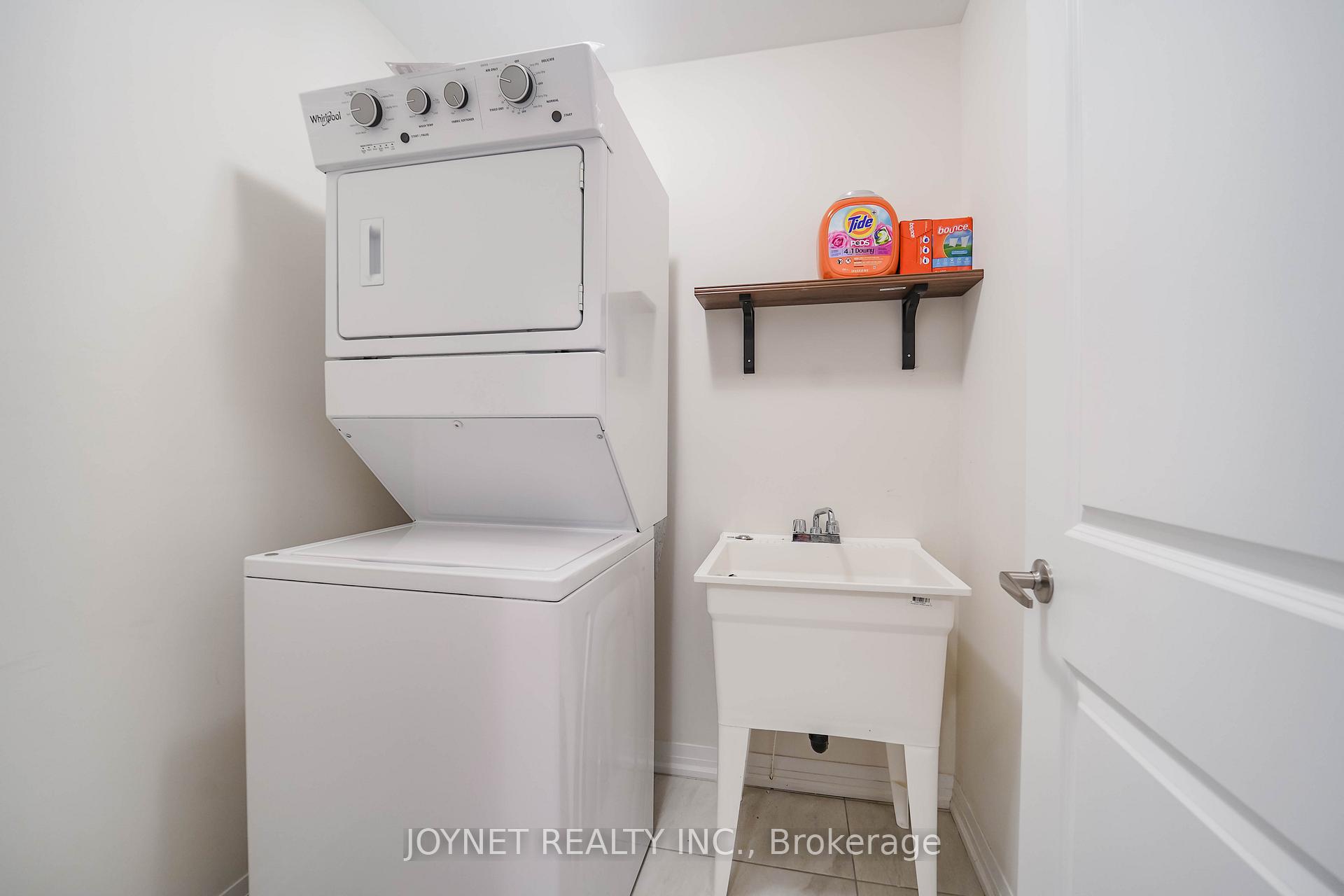 Photo 7 of 21 Saigen Lane, Markham, Cedar Grove — HOMEH