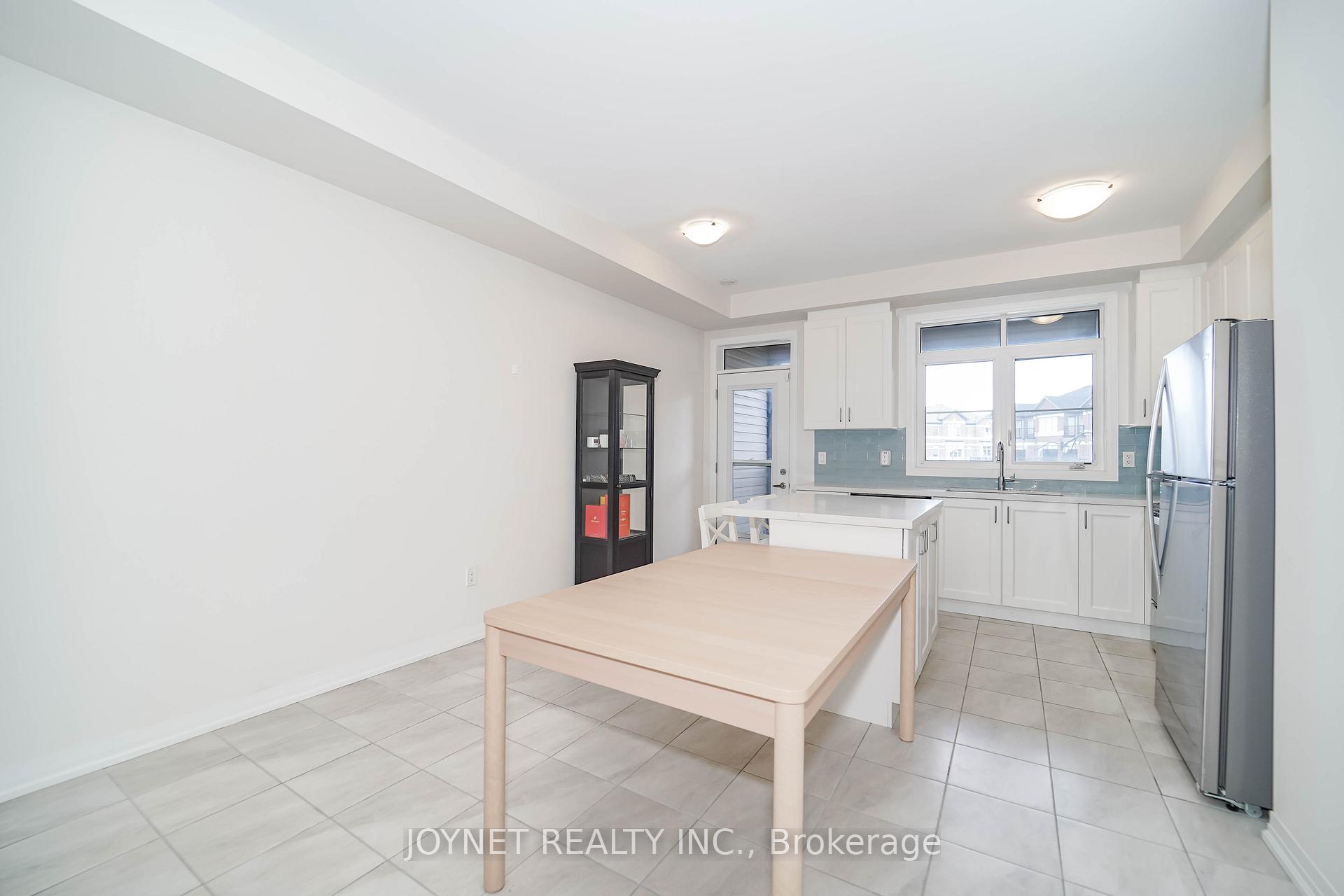 Photo 13 of 21 Saigen Lane, Markham, Cedar Grove — HOMEH