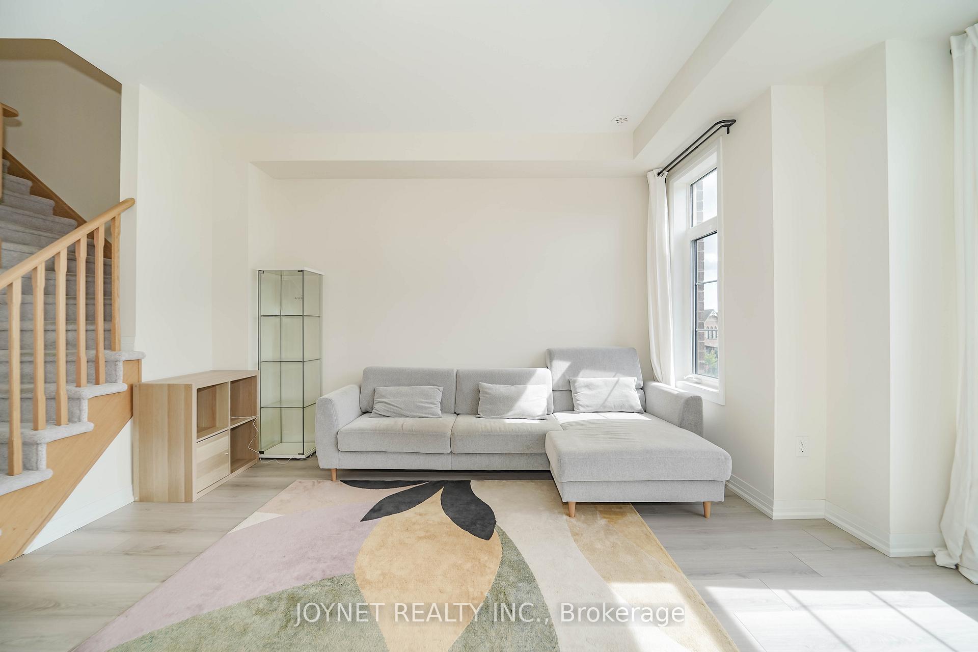 Photo 18 of 21 Saigen Lane, Markham, Cedar Grove — HOMEH