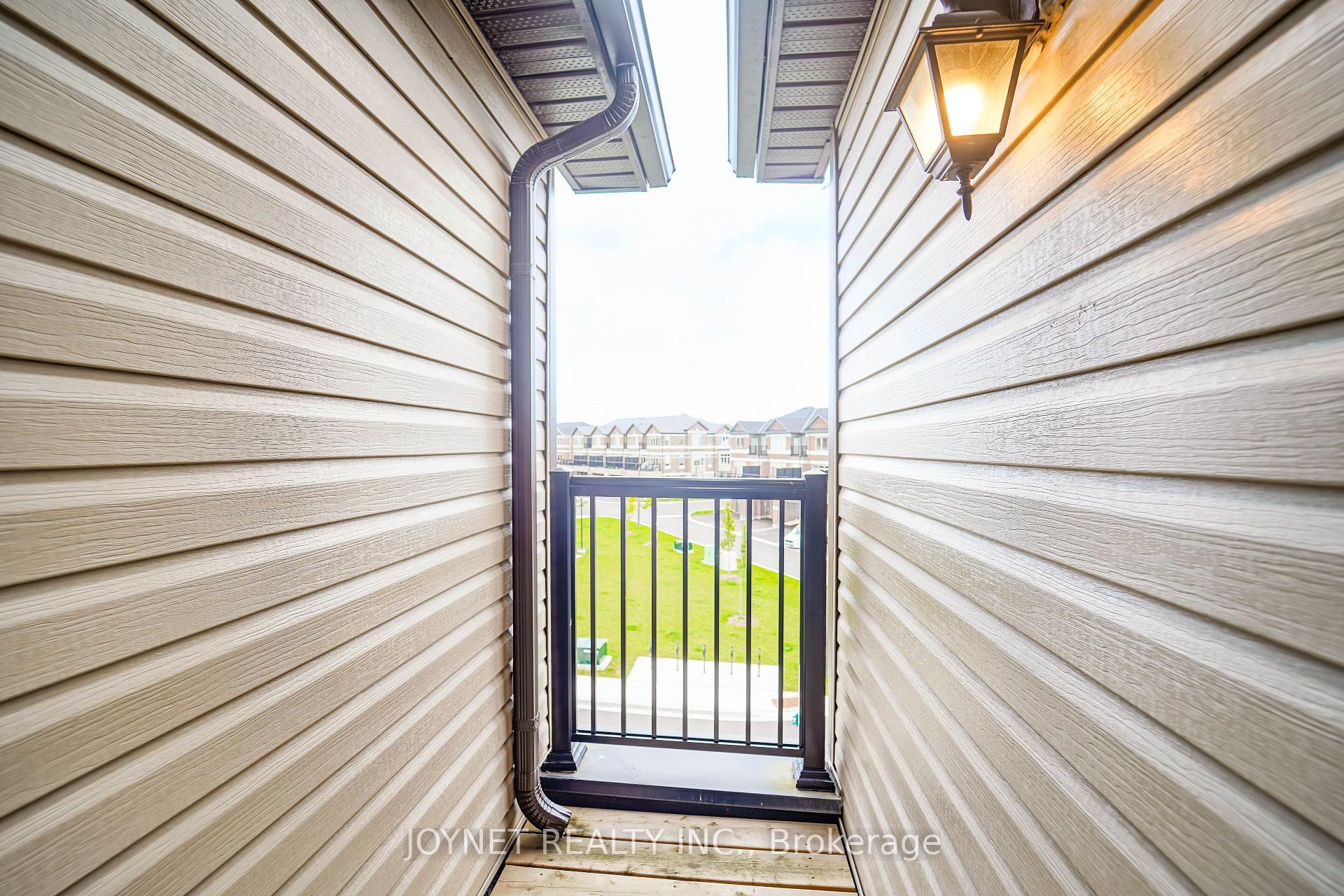 Photo 32 of 21 Saigen Lane, Markham, Cedar Grove — HOMEH