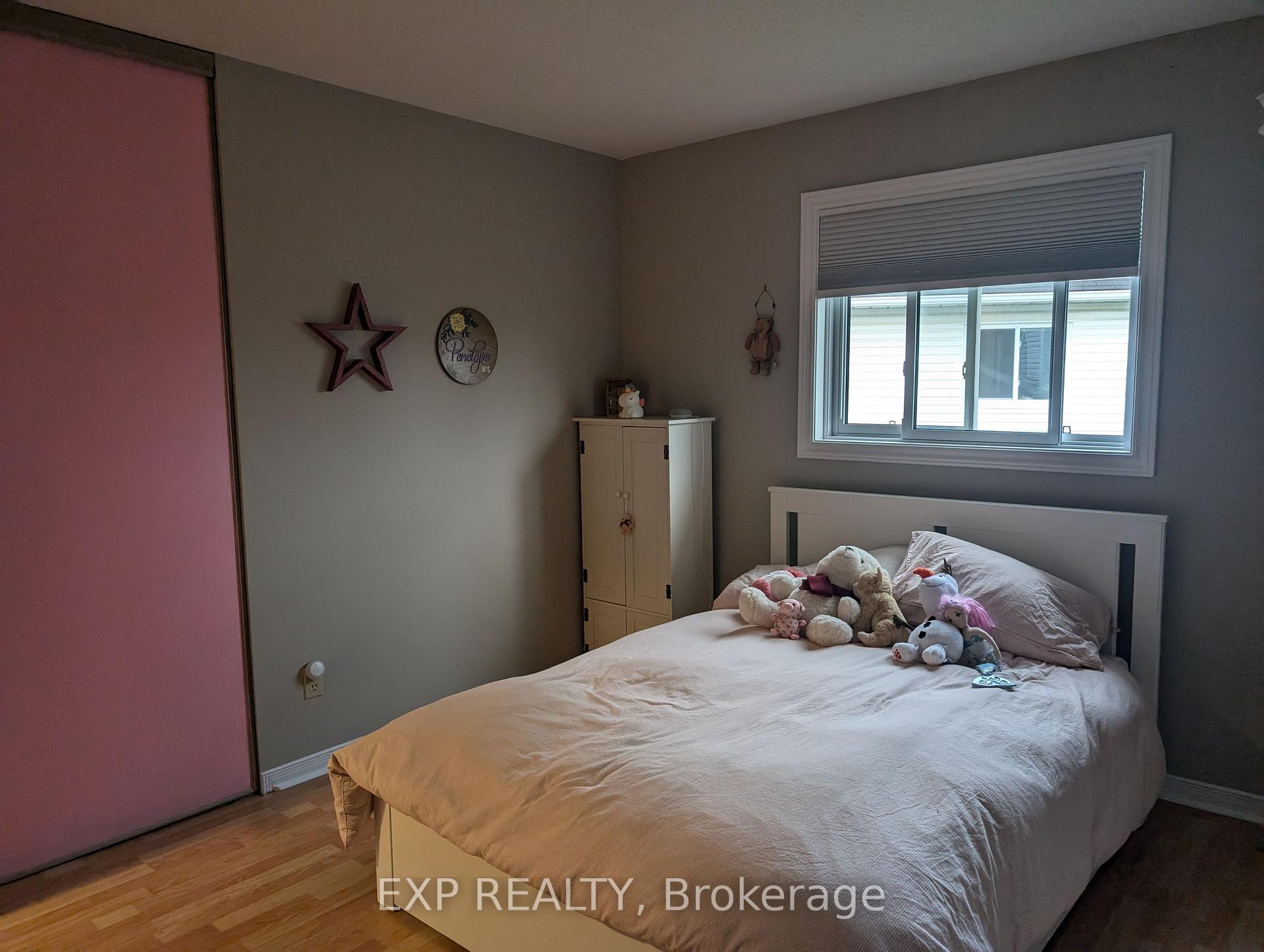 Photo 12 of 595 Tourelle Street, Ottawa, Fallingbrook/Gardenway South — HOMEH