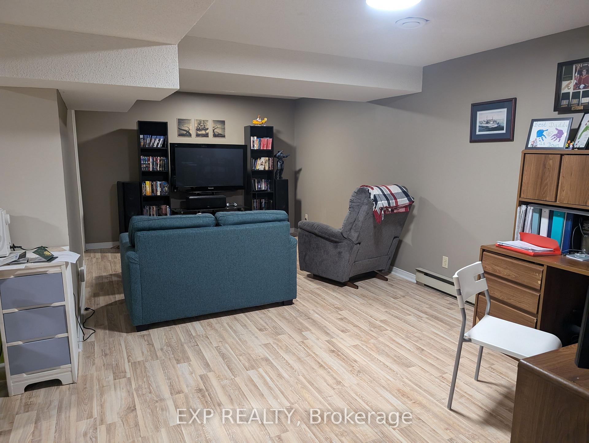 Photo 16 of 595 Tourelle Street, Ottawa, Fallingbrook/Gardenway South — HOMEH
