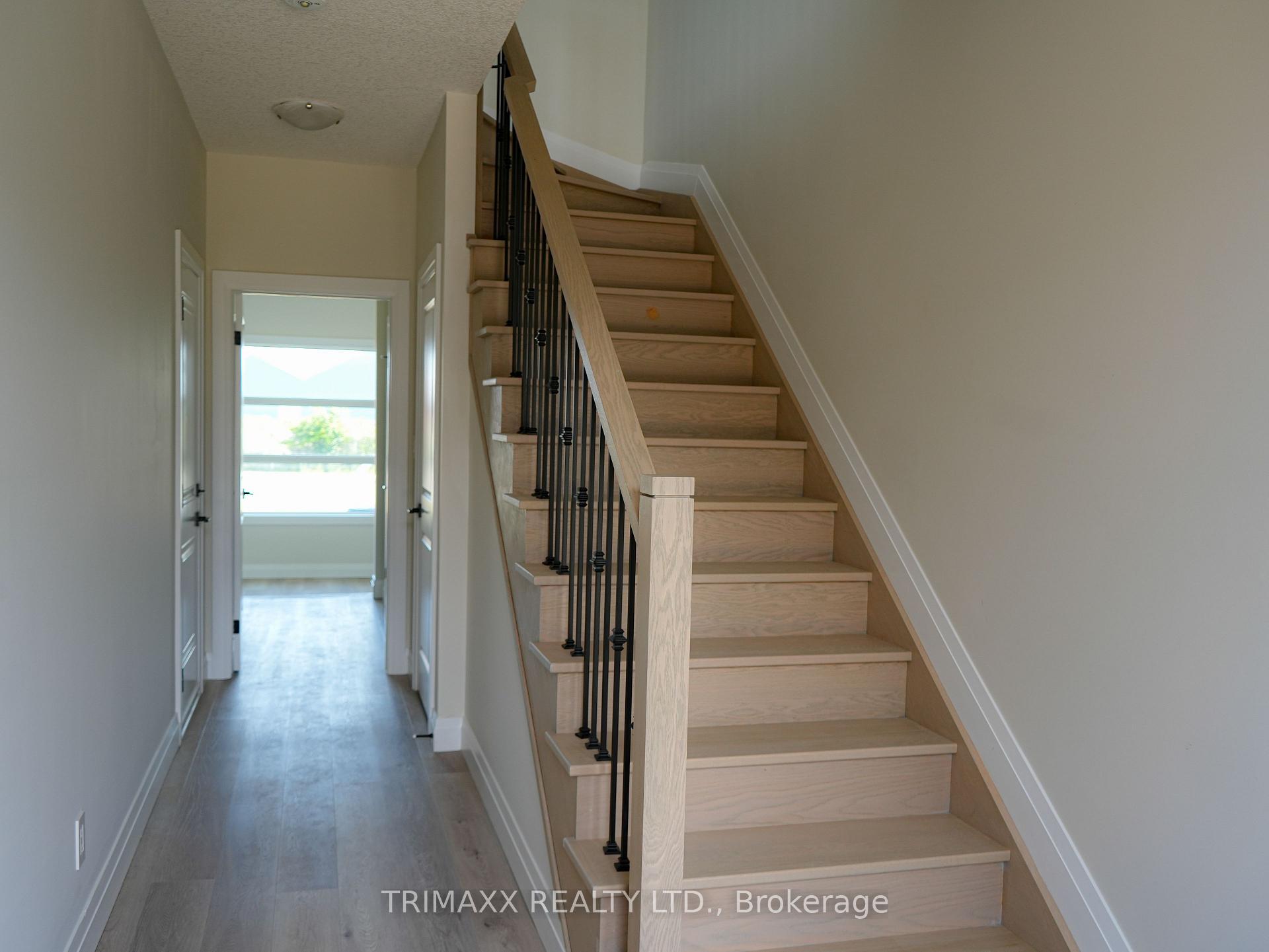 Photo 5 of 29 Keystone Trail, Welland, Lincoln/Crowland — HOMEH
