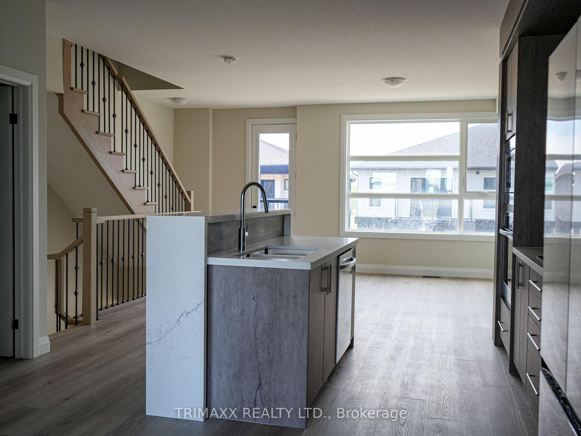 Photo 2 of 29 Keystone Trail, Welland, Lincoln/Crowland — HOMEH