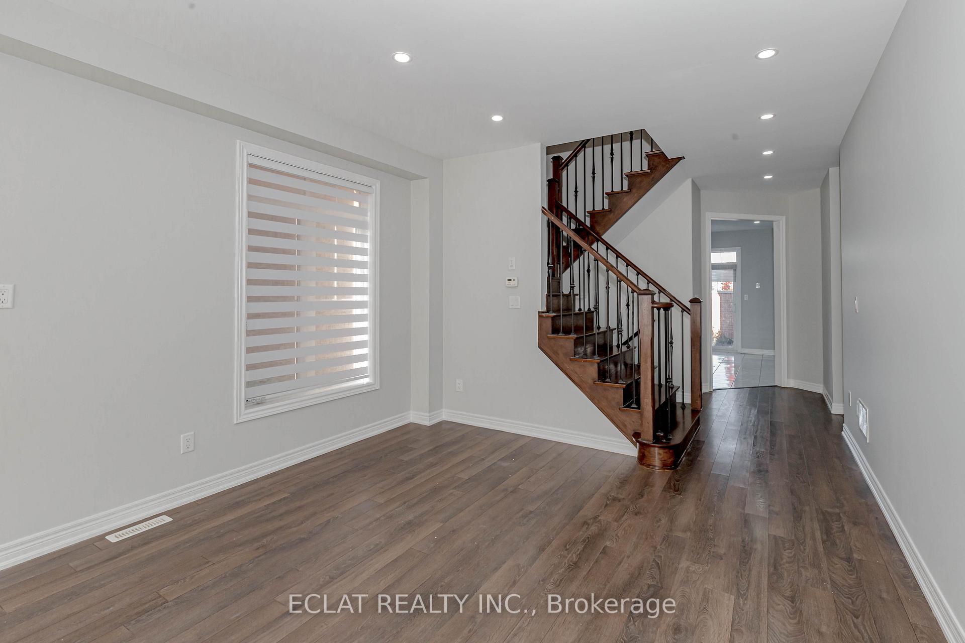 Photo 5 of 50 Exhibition (Upper Level) Crescent, Brampton, Bram East — HOMEH