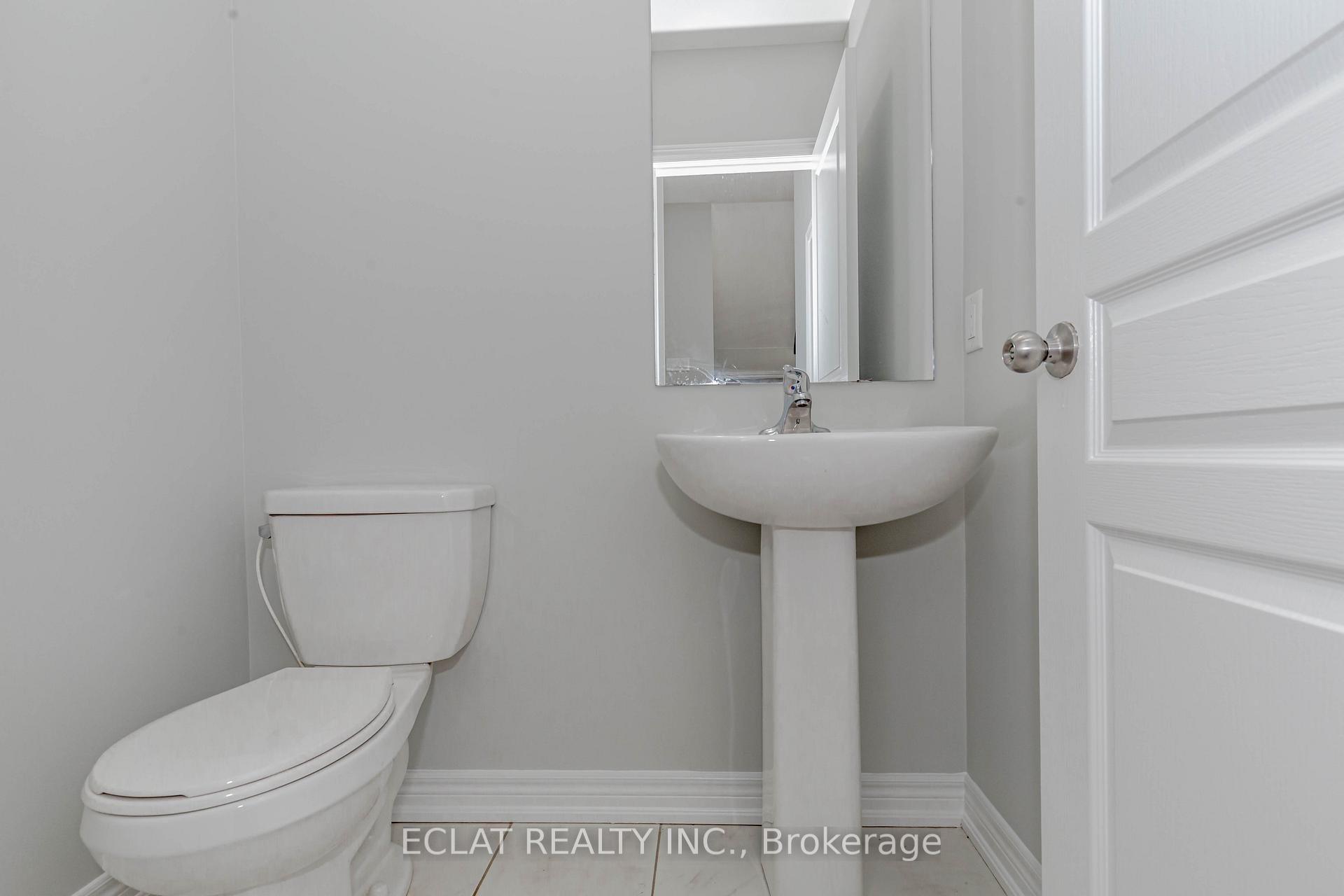 Photo 7 of 50 Exhibition (Upper Level) Crescent, Brampton, Bram East — HOMEH