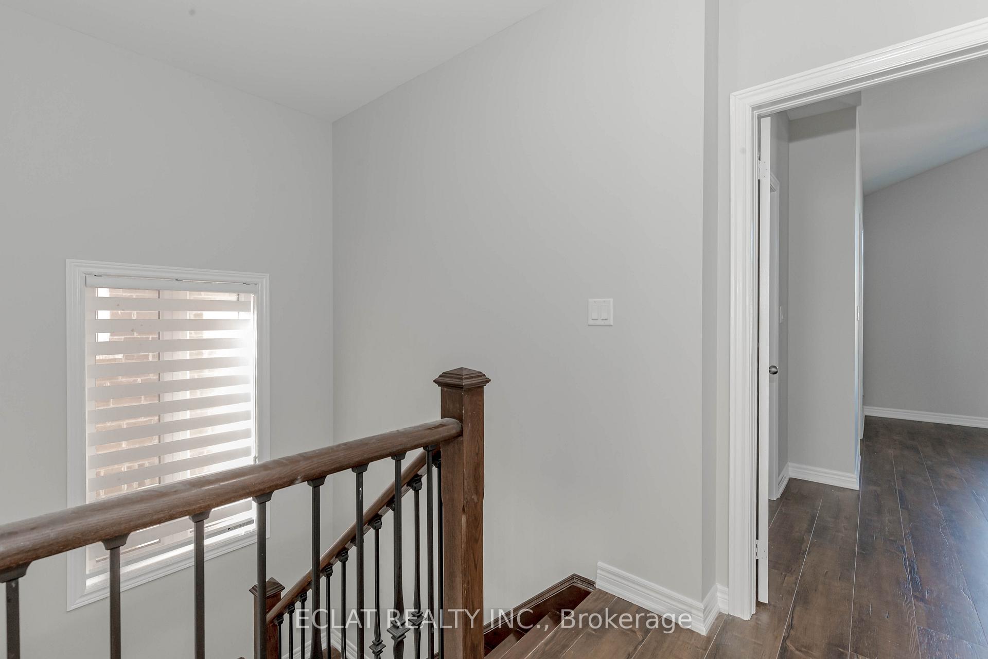 Photo 8 of 50 Exhibition (Upper Level) Crescent, Brampton, Bram East — HOMEH