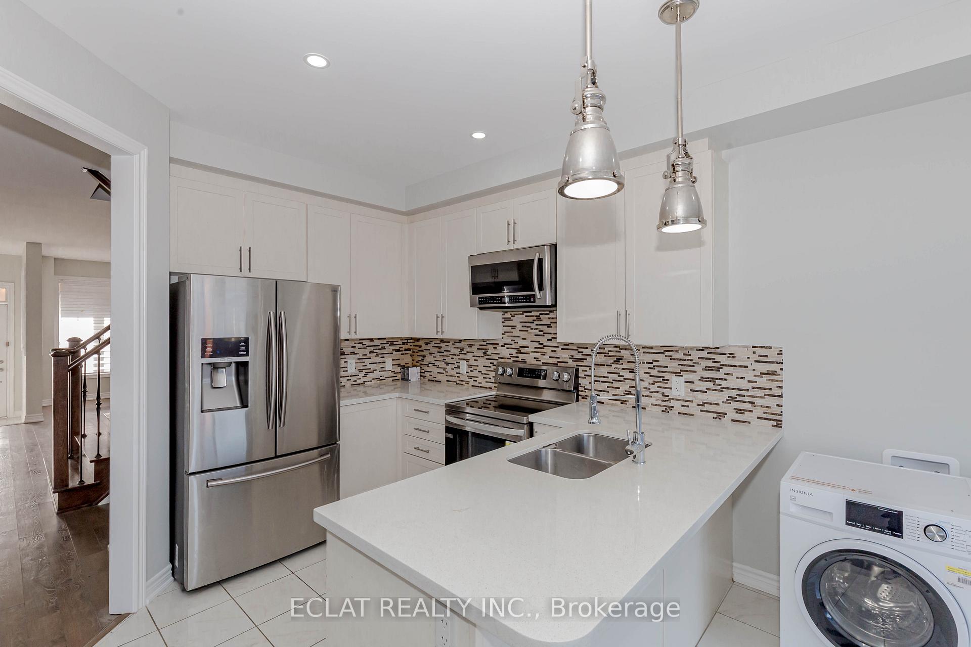 Photo 10 of 50 Exhibition (Upper Level) Crescent, Brampton, Bram East — HOMEH
