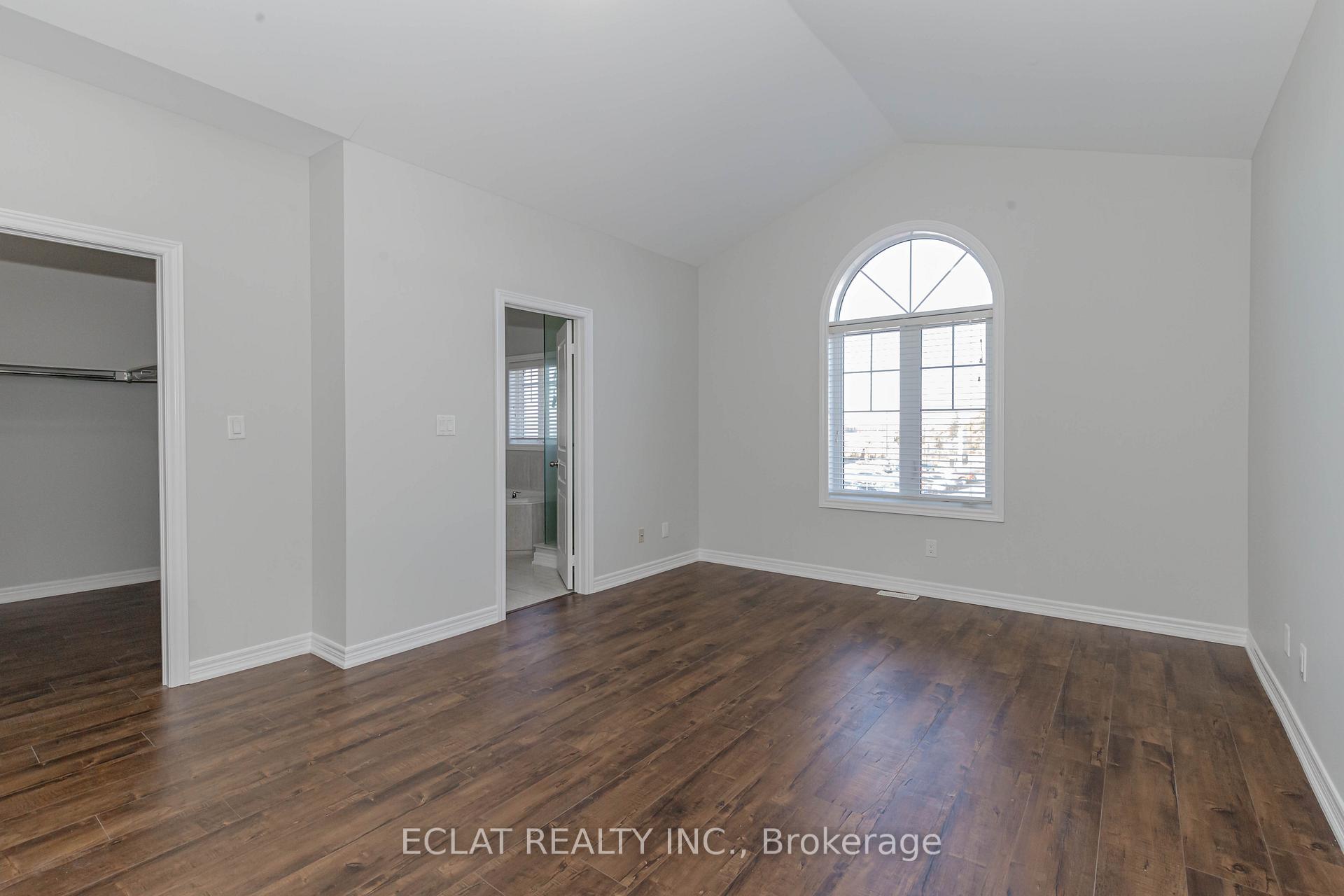 Photo 17 of 50 Exhibition (Upper Level) Crescent, Brampton, Bram East — HOMEH