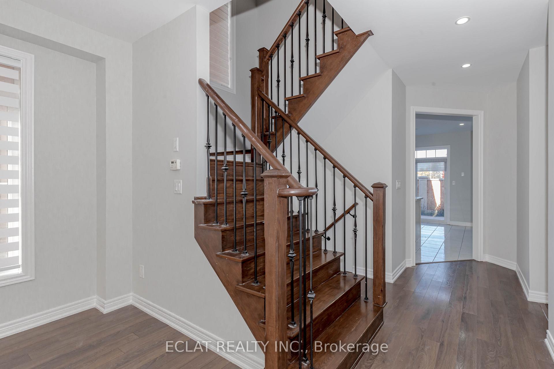 Photo 35 of 50 Exhibition (Upper Level) Crescent, Brampton, Bram East — HOMEH