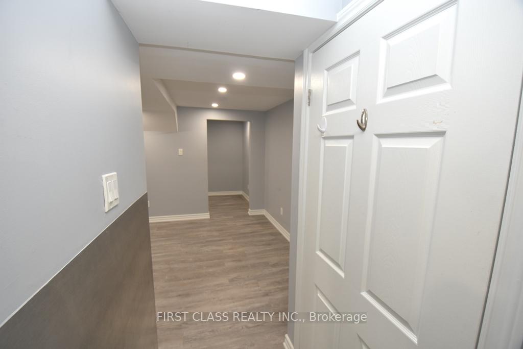 Photo 15 of Unit B1, 1506 Simcoe Street N, Oshawa, Samac — HOMEH