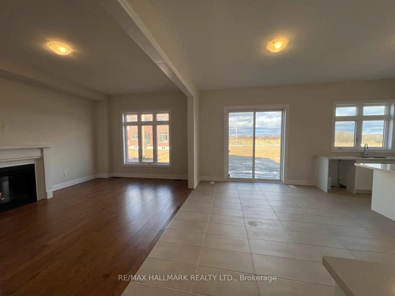 Photo 11 of 22 Sunny Acre Crescent, King, King City — HOMEH