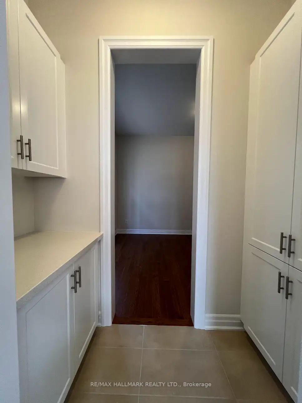 Photo 12 of 22 Sunny Acre Crescent, King, King City — HOMEH
