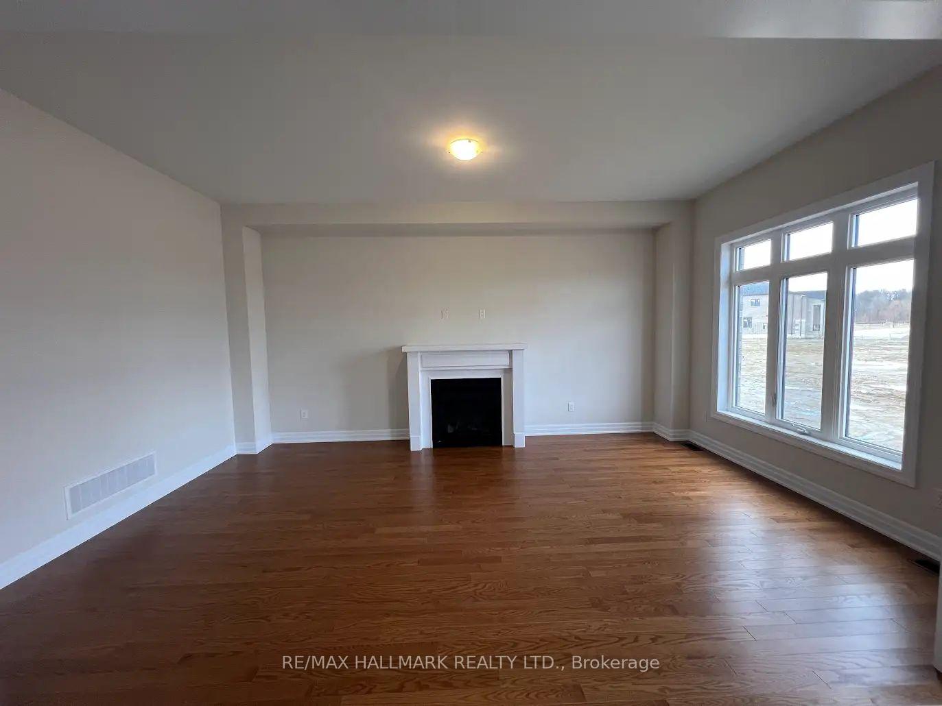Photo 17 of 22 Sunny Acre Crescent, King, King City — HOMEH