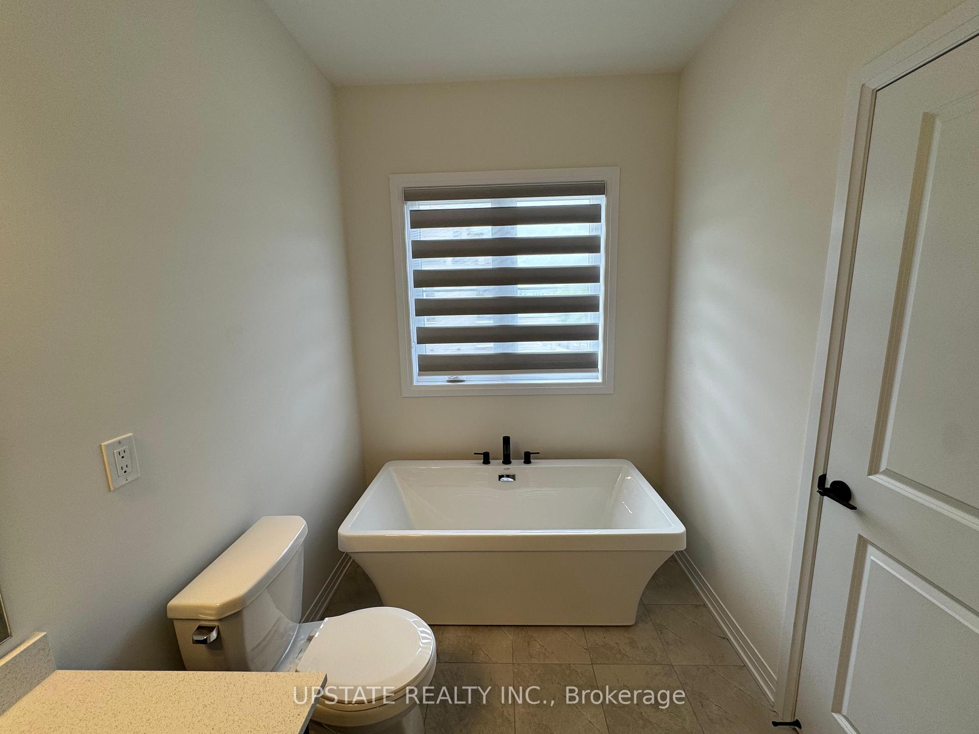 Photo 11 of 19 Archambault Way, Vaughan, Vellore Village — HOMEH