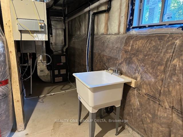 Photo 34 of 30 Folcroft Street, Brampton, Credit Valley — HOMEH