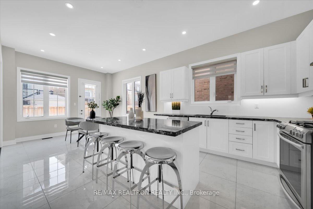 Photo 8 of 65 Cannes Avenue, Vaughan, Vellore Village — HOMEH
