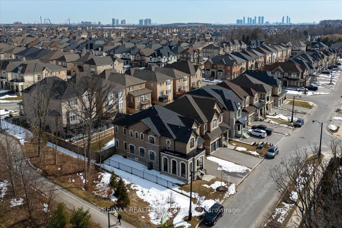 Photo 37 of 65 Cannes Avenue, Vaughan, Vellore Village — HOMEH
