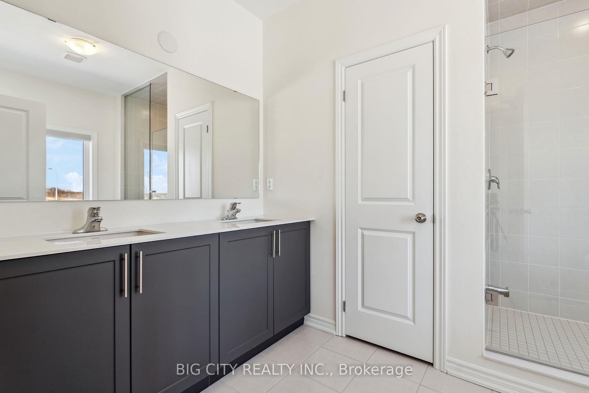 Photo 10 of 3169 Blazing Star Avenue, Pickering, Rural Pickering — HOMEH