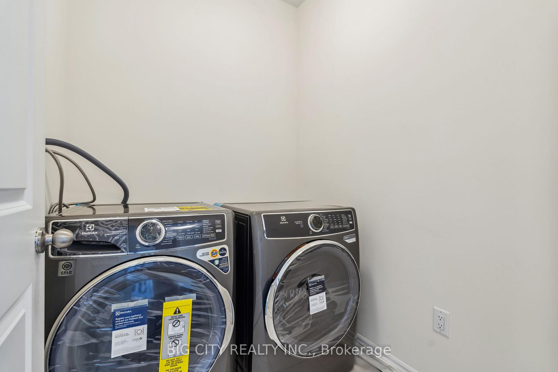 Photo 12 of 3169 Blazing Star Avenue, Pickering, Rural Pickering — HOMEH