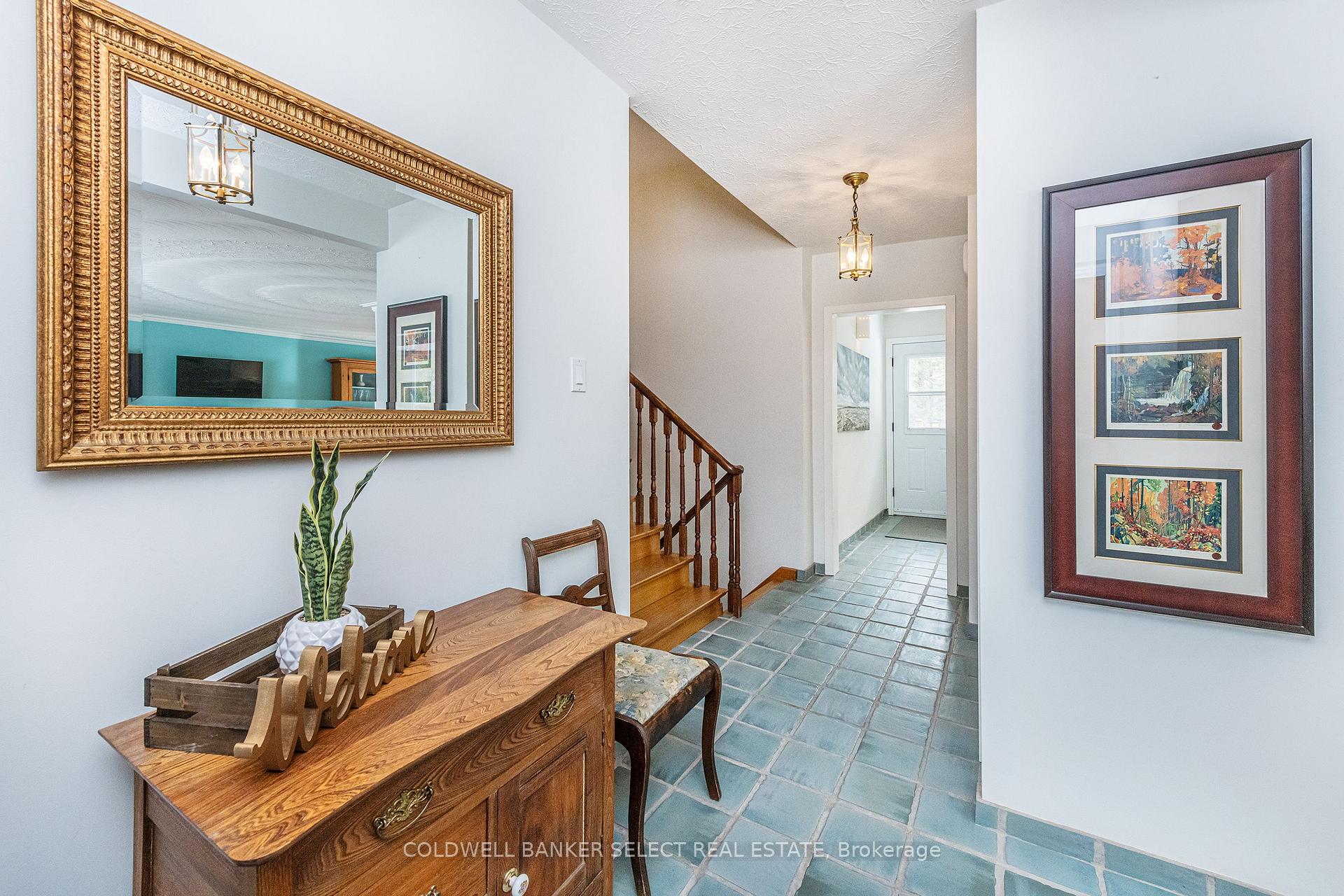 Photo 2 of 17554 Mt Hope Road, Caledon, Palgrave — HOMEH
