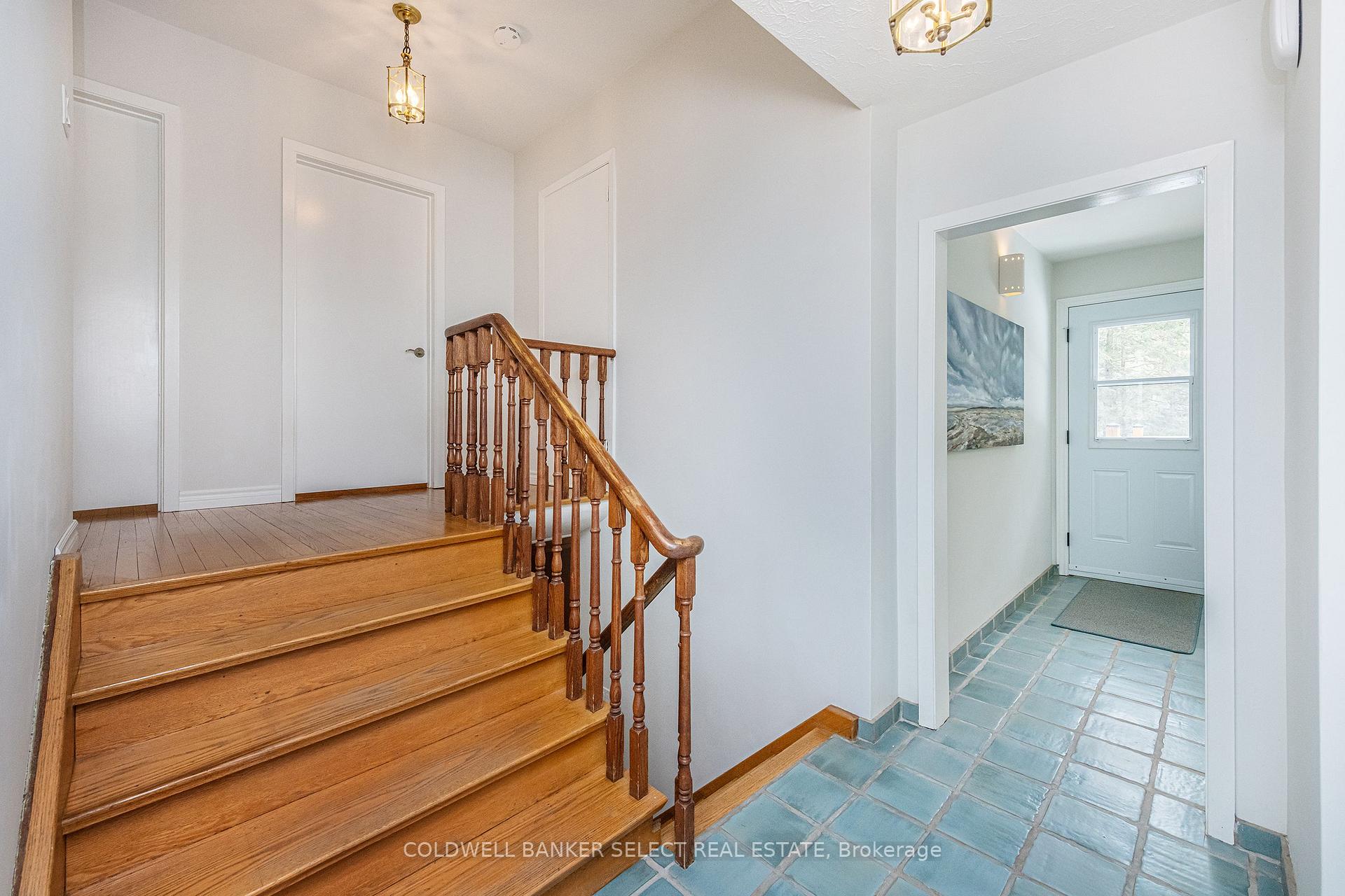 Photo 3 of 17554 Mt Hope Road, Caledon, Palgrave — HOMEH