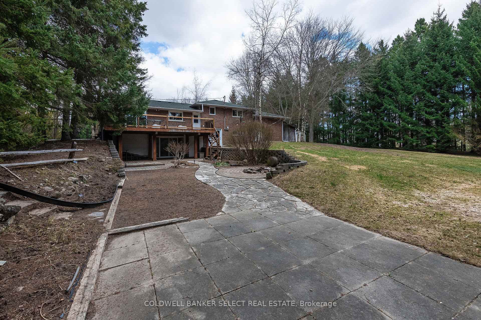 Photo 6 of 17554 Mt Hope Road, Caledon, Palgrave — HOMEH