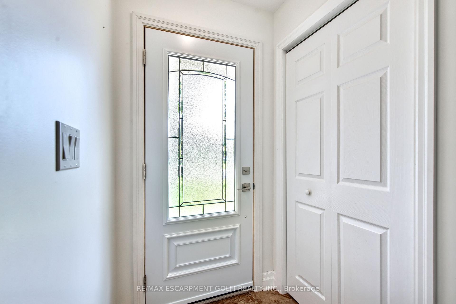 Photo 6 of 26 Kenworth Drive, St. Catharines, Carlton/Bunting — HOMEH