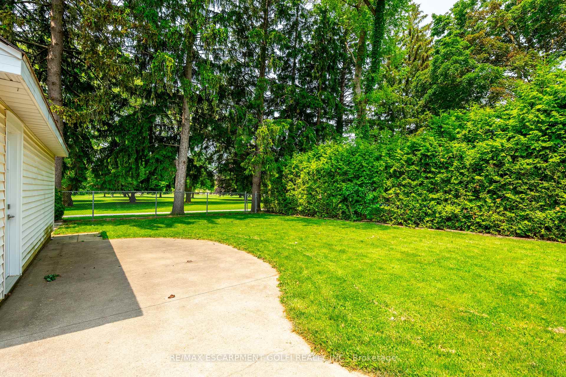 Photo 38 of 26 Kenworth Drive, St. Catharines, Carlton/Bunting — HOMEH