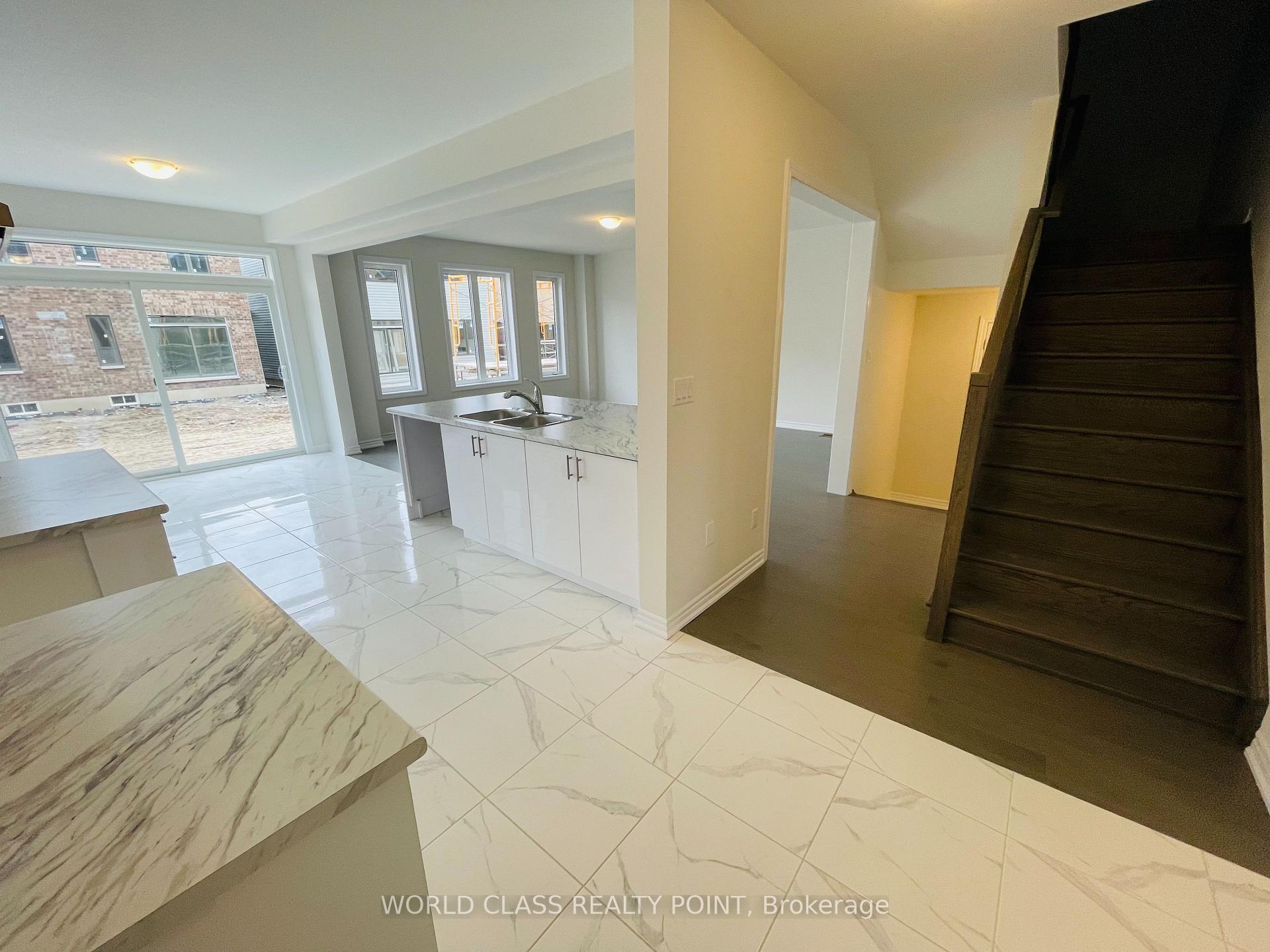 Photo 6 of 24 Rochester Drive, Barrie, Innis-Shore — HOMEH