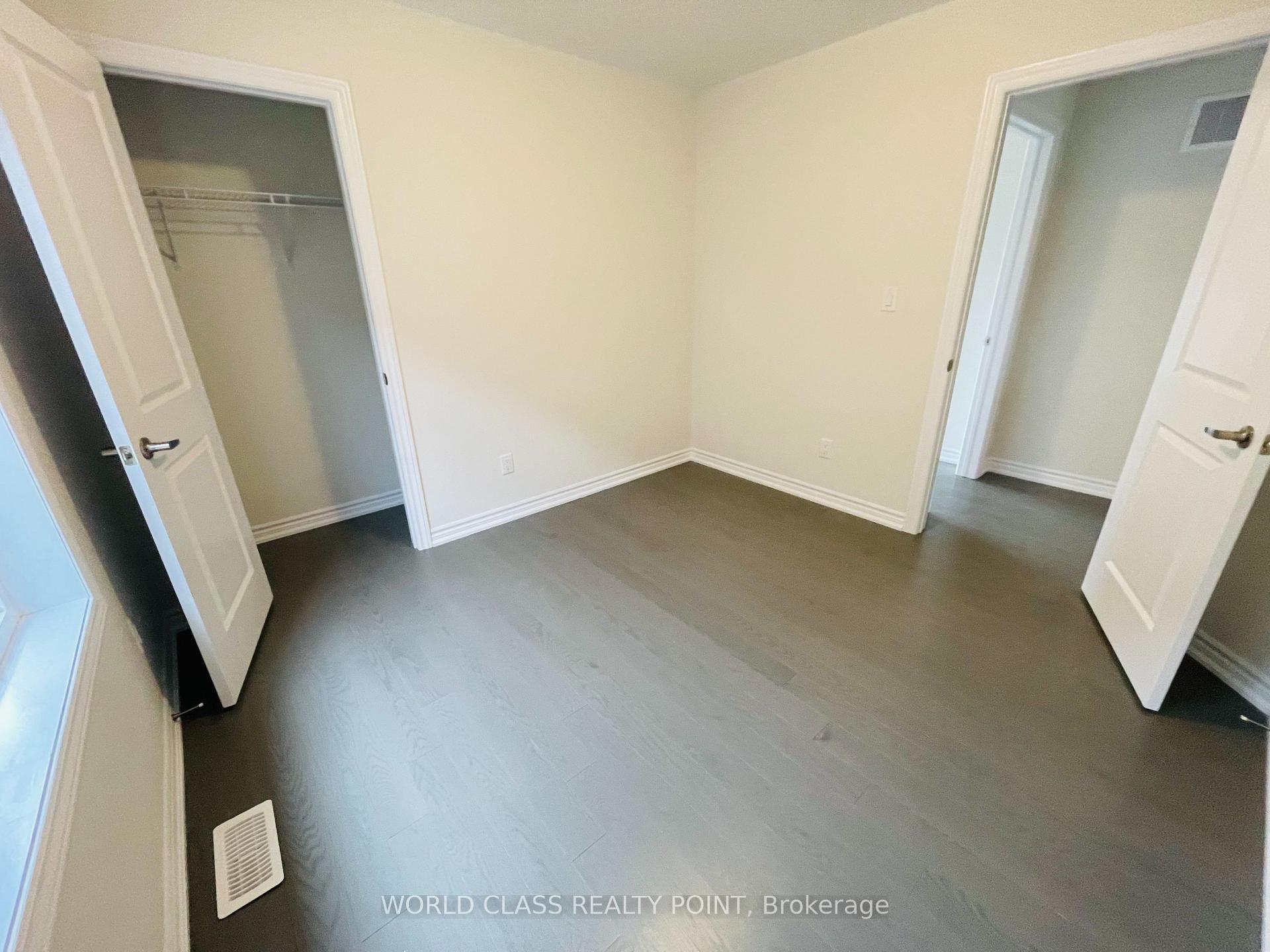 Photo 23 of 24 Rochester Drive, Barrie, Innis-Shore — HOMEH