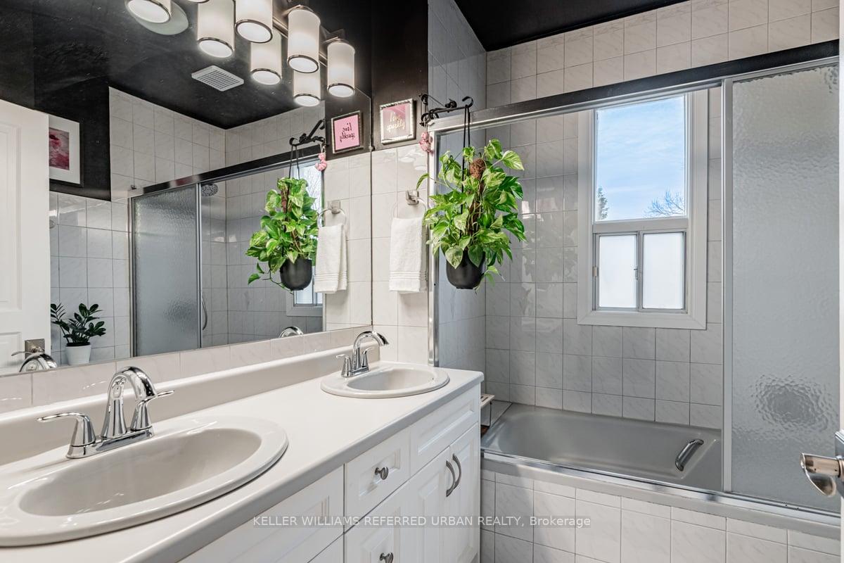 Photo 19 of 92 Glebeholme Boulevard, Toronto, Danforth — HOMEH
