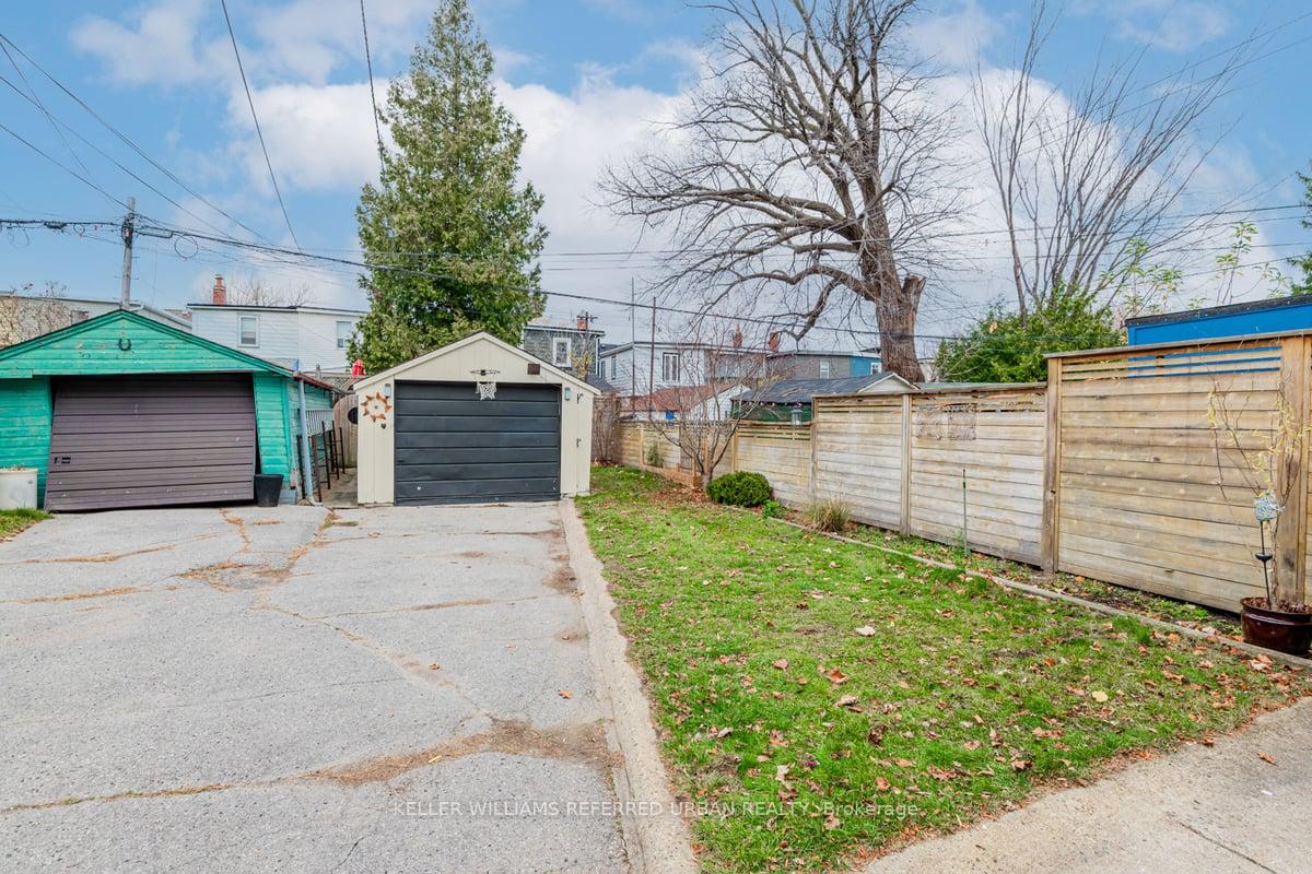 Photo 23 of 92 Glebeholme Boulevard, Toronto, Danforth — HOMEH