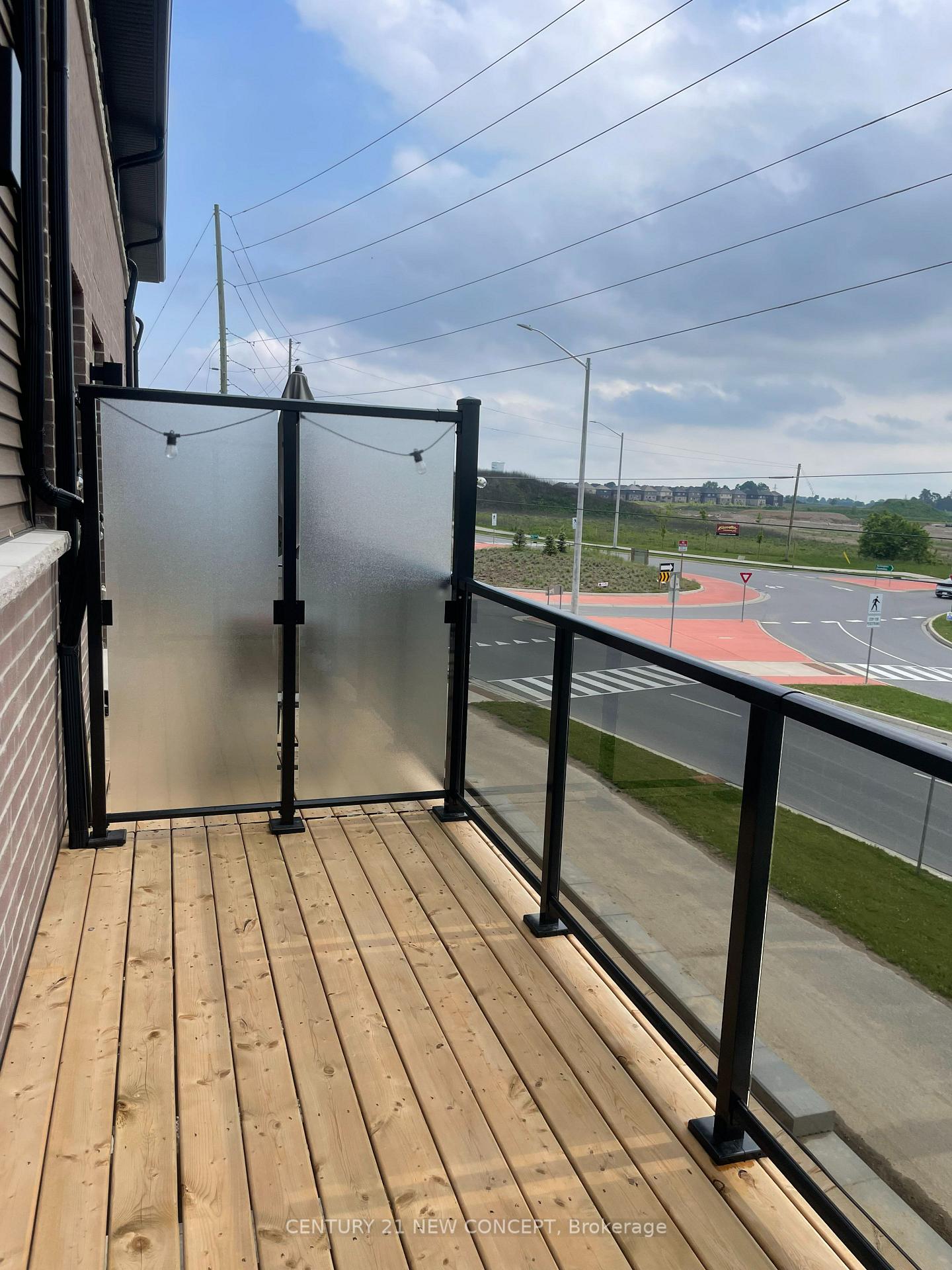 Photo 3 of Unit 50, 120 Court Drive, Brant, Paris — HOMEH