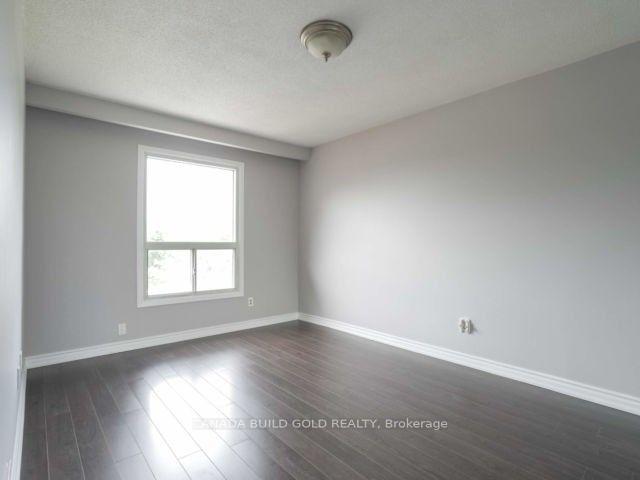 Photo 15 of 80 Carter Dr, Brampton, Brampton North — HOMEH