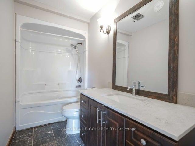 Photo 13 of 80 Carter Dr, Brampton, Brampton North — HOMEH